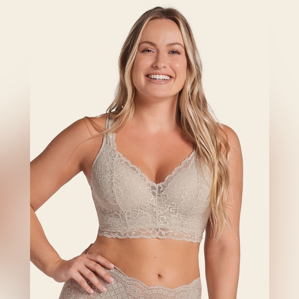 Leonisa Luxe Lace Underwire Smoothing Bustier Size 36B Nude